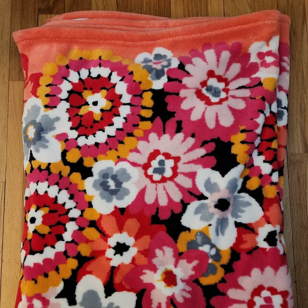 EUC Vera Bradley Pixie Blooms Throw Blanket